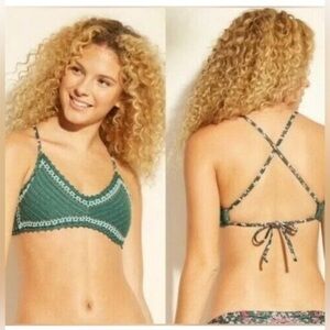 Xhilaration Womens Bikini Top Crochet Crossover Straps Cups Green Size M